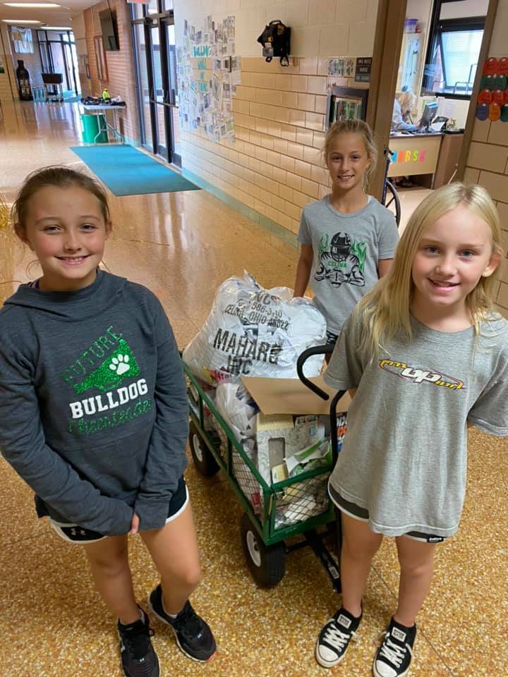 Student Council doing recycling
